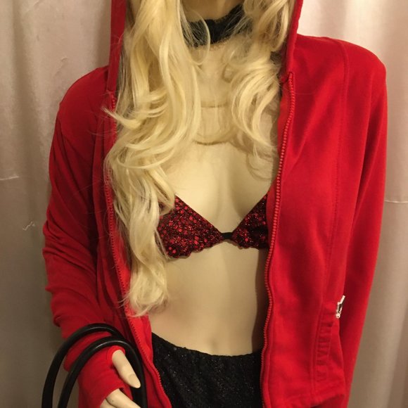 ADORABLE red y2k hoodie with meatllic horns removable tail and kuromi details! - Picture 4 of 16